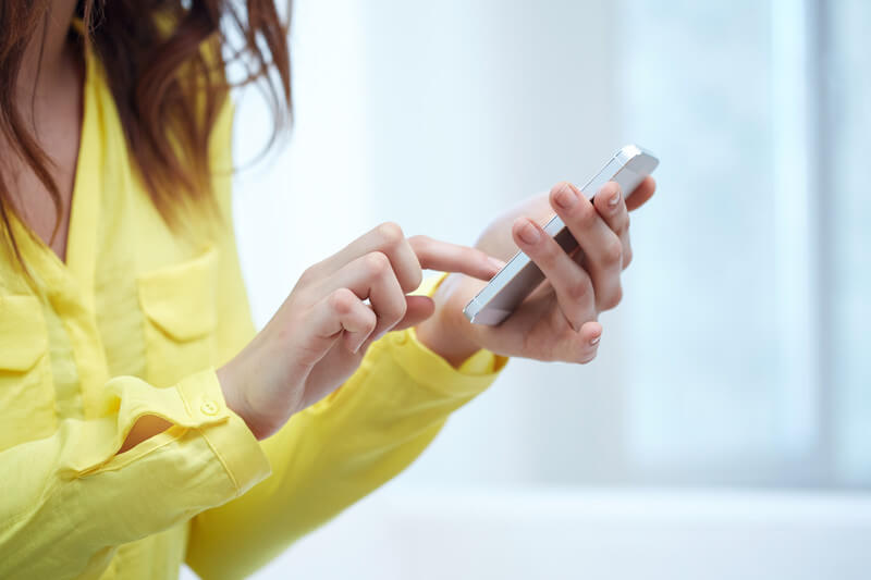 Teen Smartphones and Social Networking – Buyer Beware